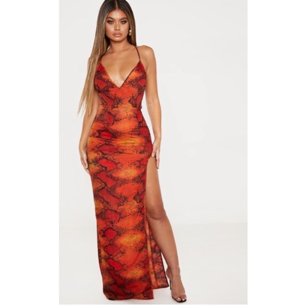 PRETTYLITTLETHING Orange Snakeprint SlitMaxi Dress - Picture 2 of 8